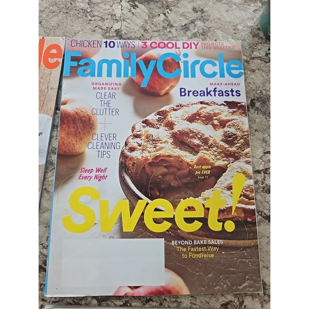 4 Family Circle‎ Magazines August- November 2016